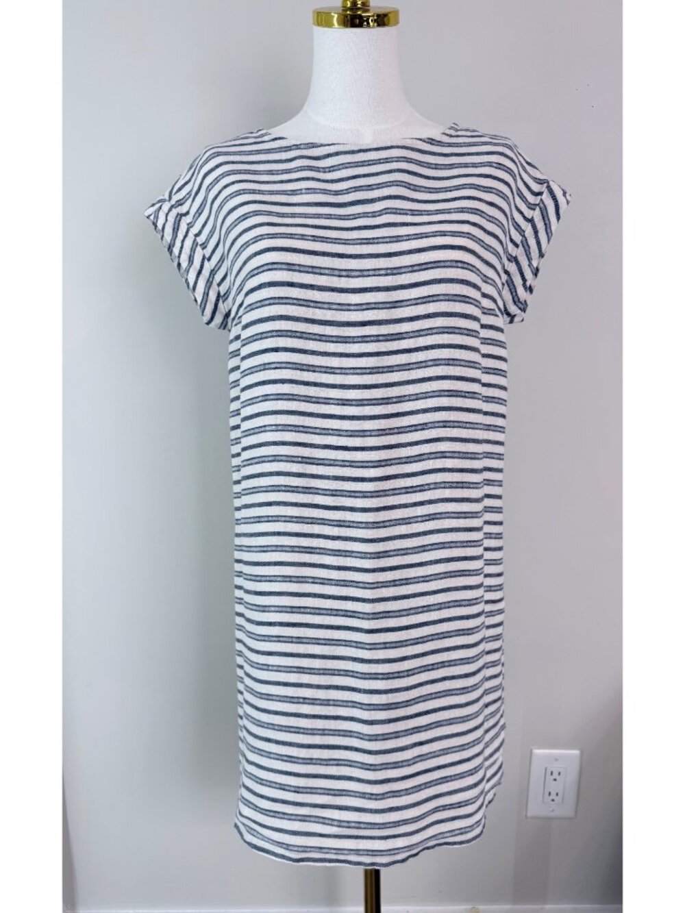 Tahari Striped Women’s 100% Linen Short Sleeve Shift Dress Navy White Size Small